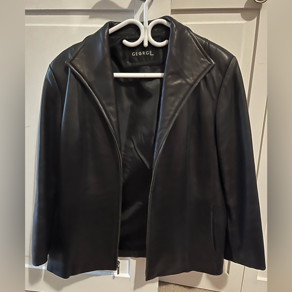 Large 100% Leather Jacket - Picture 1 of 4